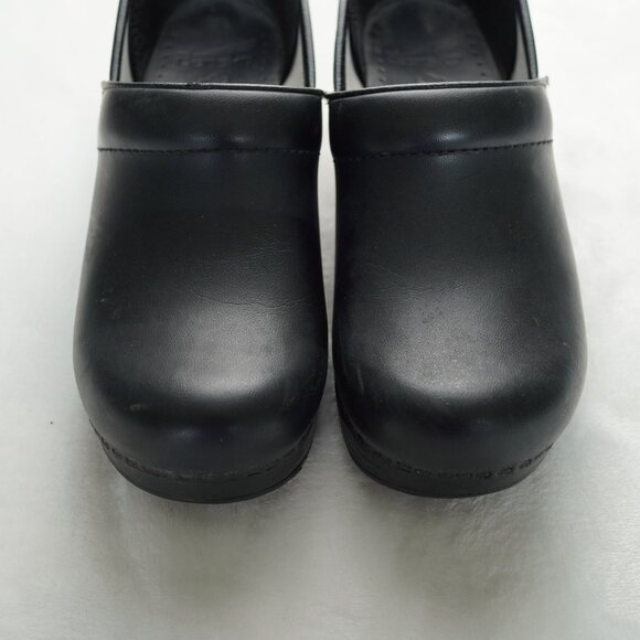 Dansko Professional Black Leather Clogs Size 38 Slip-On Comfort Work Shoes - Picture 3 of 9